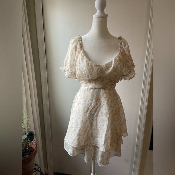 Romper - Picture 1 of 5